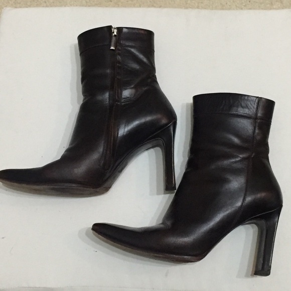 BCBGMaxAzria Shoes - BCBG Maxazria Ankle Boots Full Zip 8.5